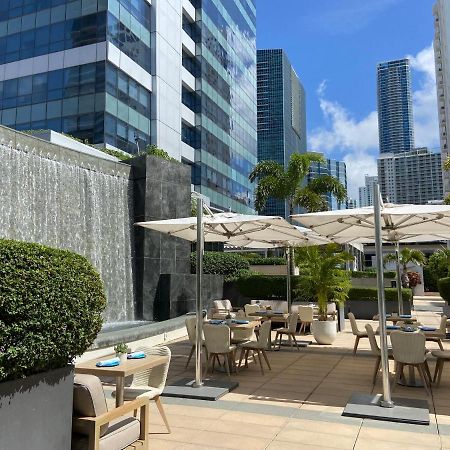 Four Seasons Hotel Miami - Luxury Private Residences Екстериор снимка