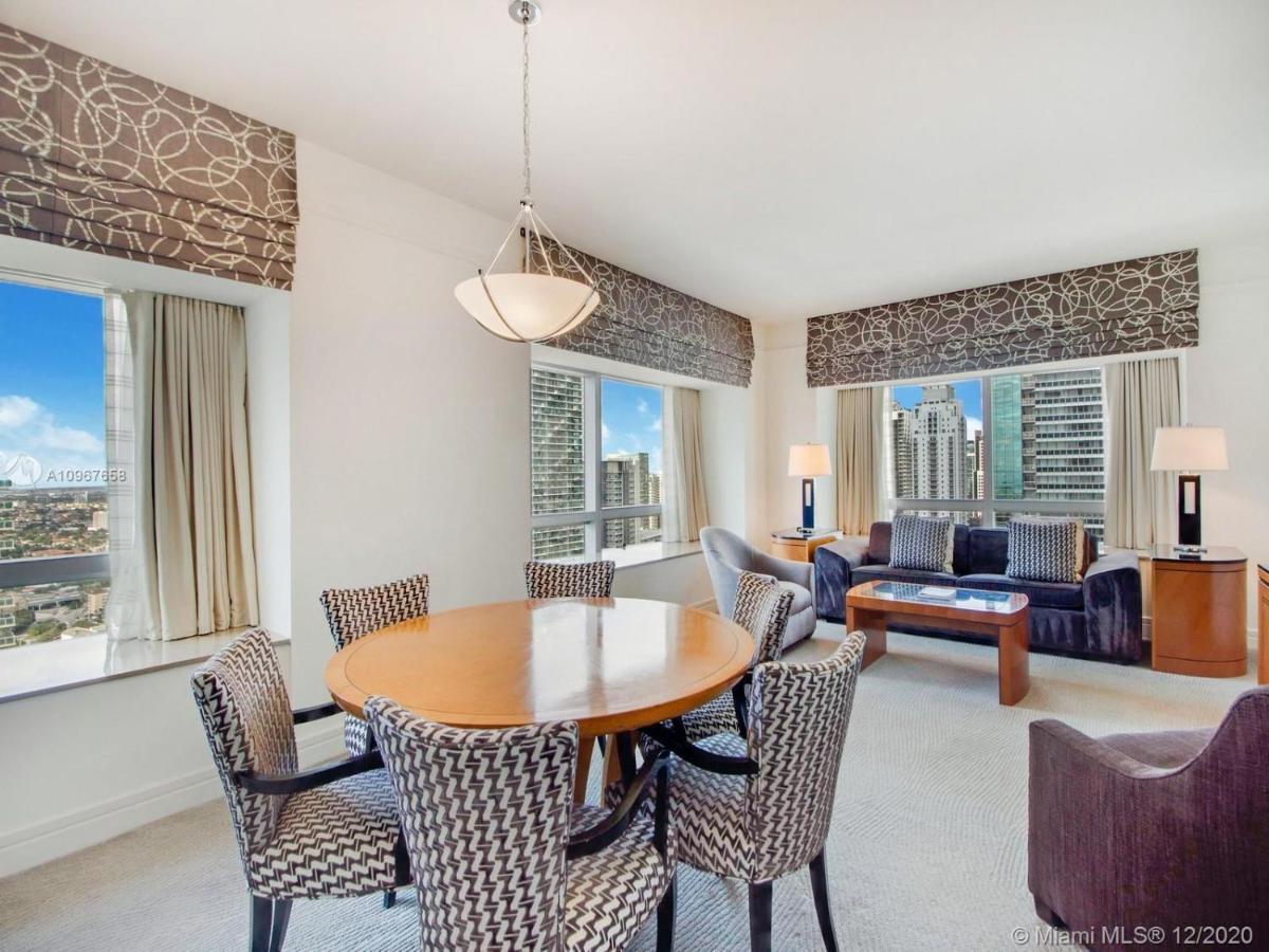 Four Seasons Hotel Miami - Luxury Private Residences Екстериор снимка