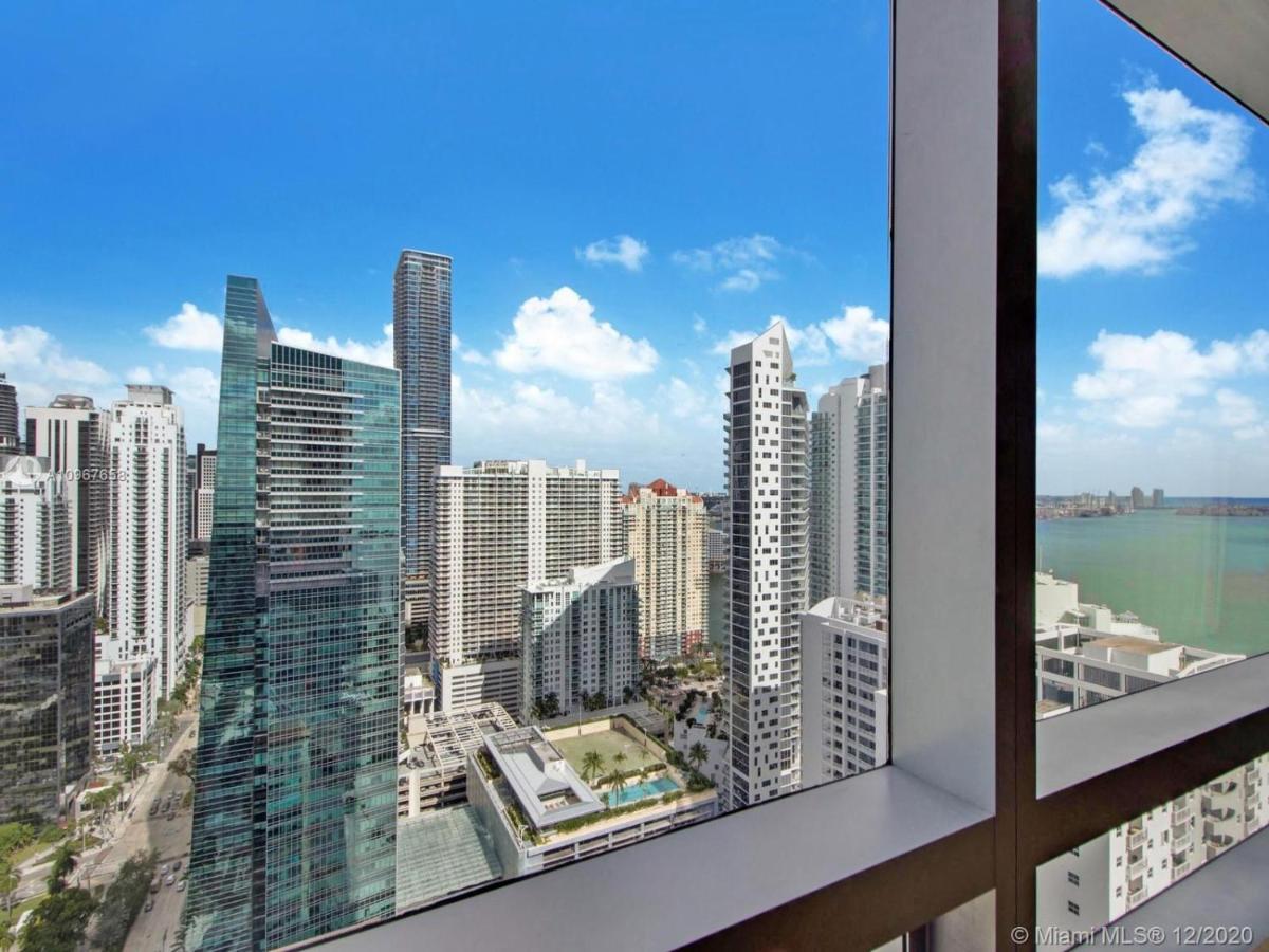 Four Seasons Hotel Miami - Luxury Private Residences Екстериор снимка
