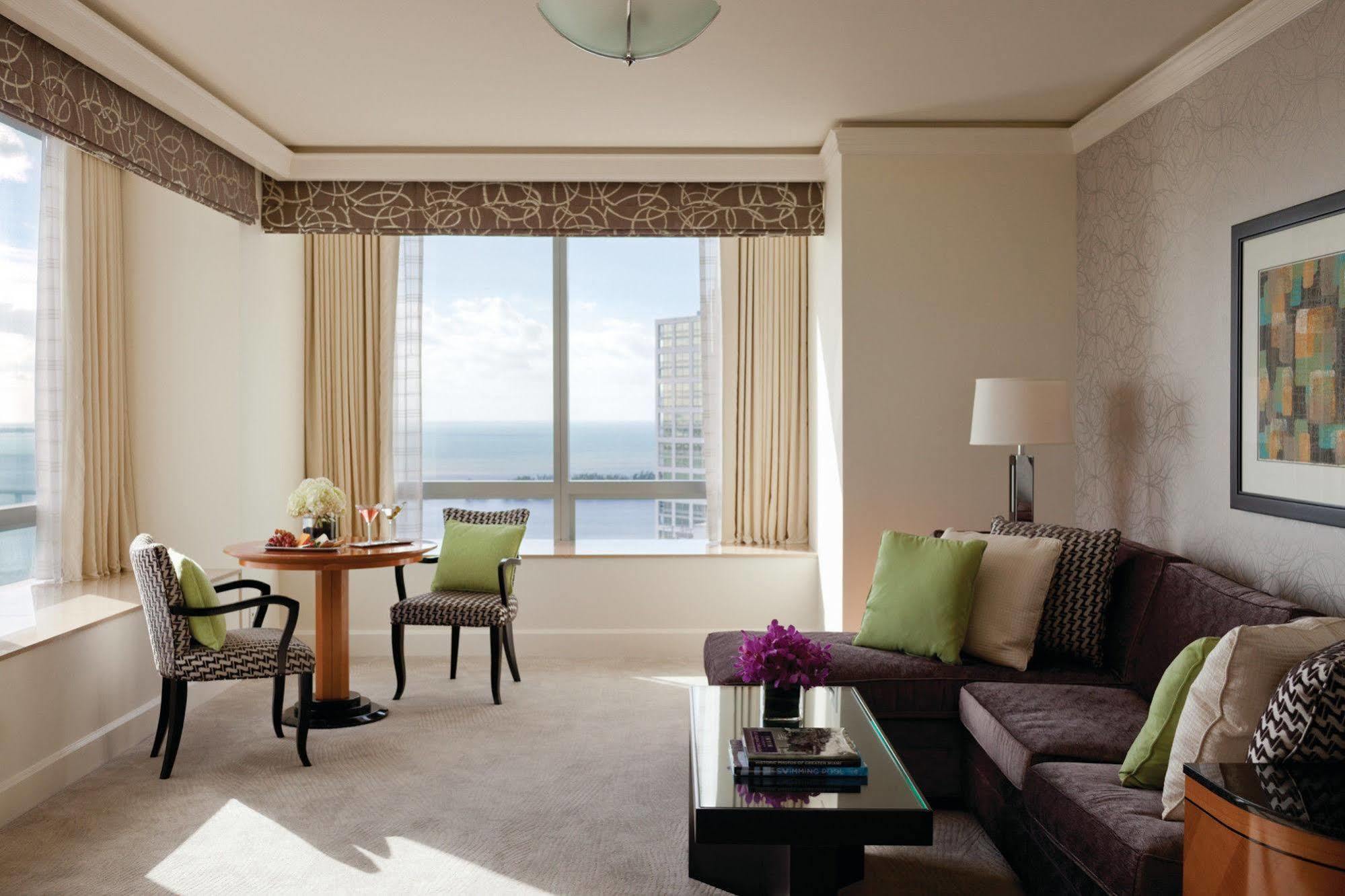 Four Seasons Hotel Miami - Luxury Private Residences Екстериор снимка