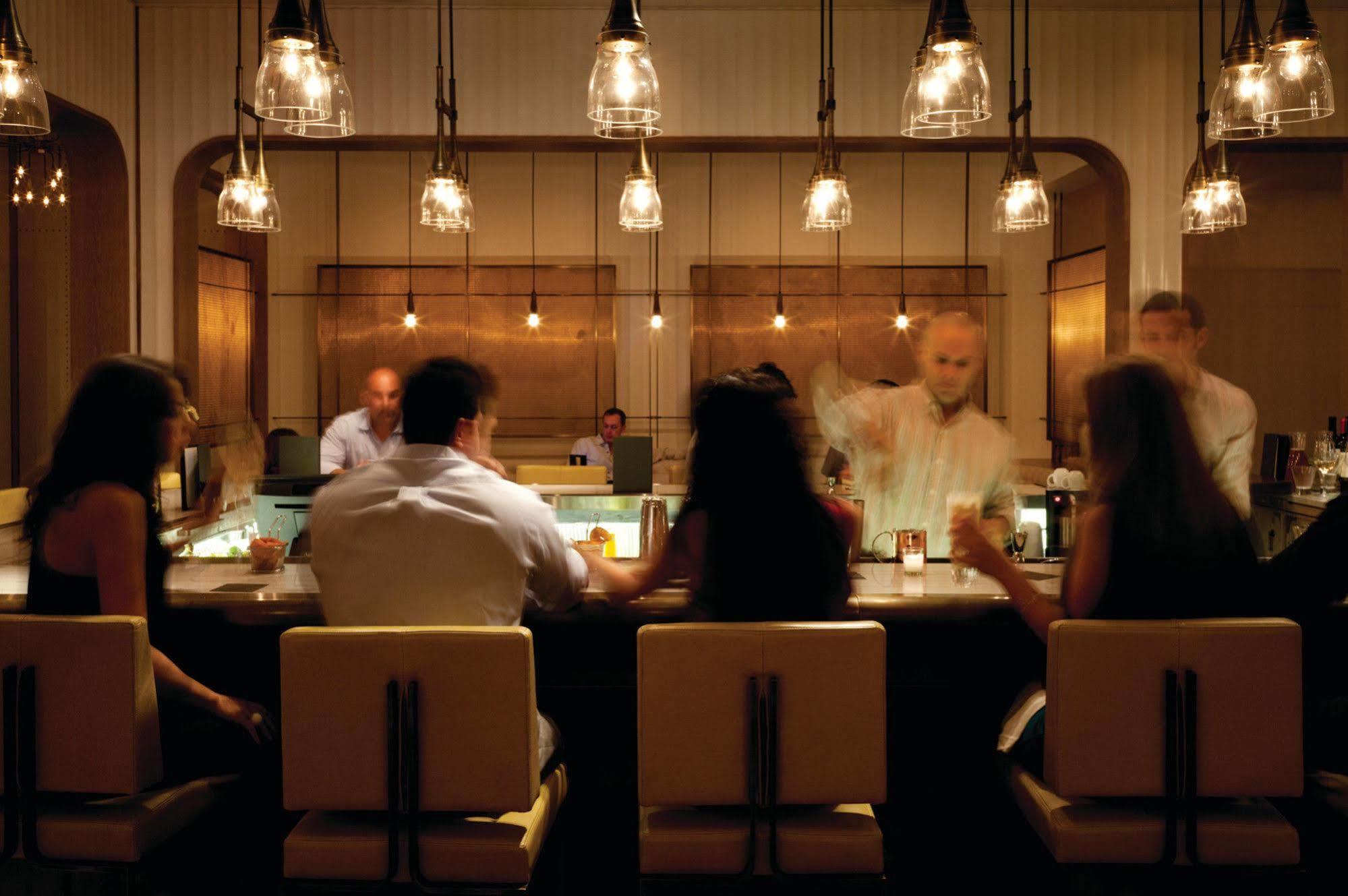 Four Seasons Hotel Miami - Luxury Private Residences Екстериор снимка
